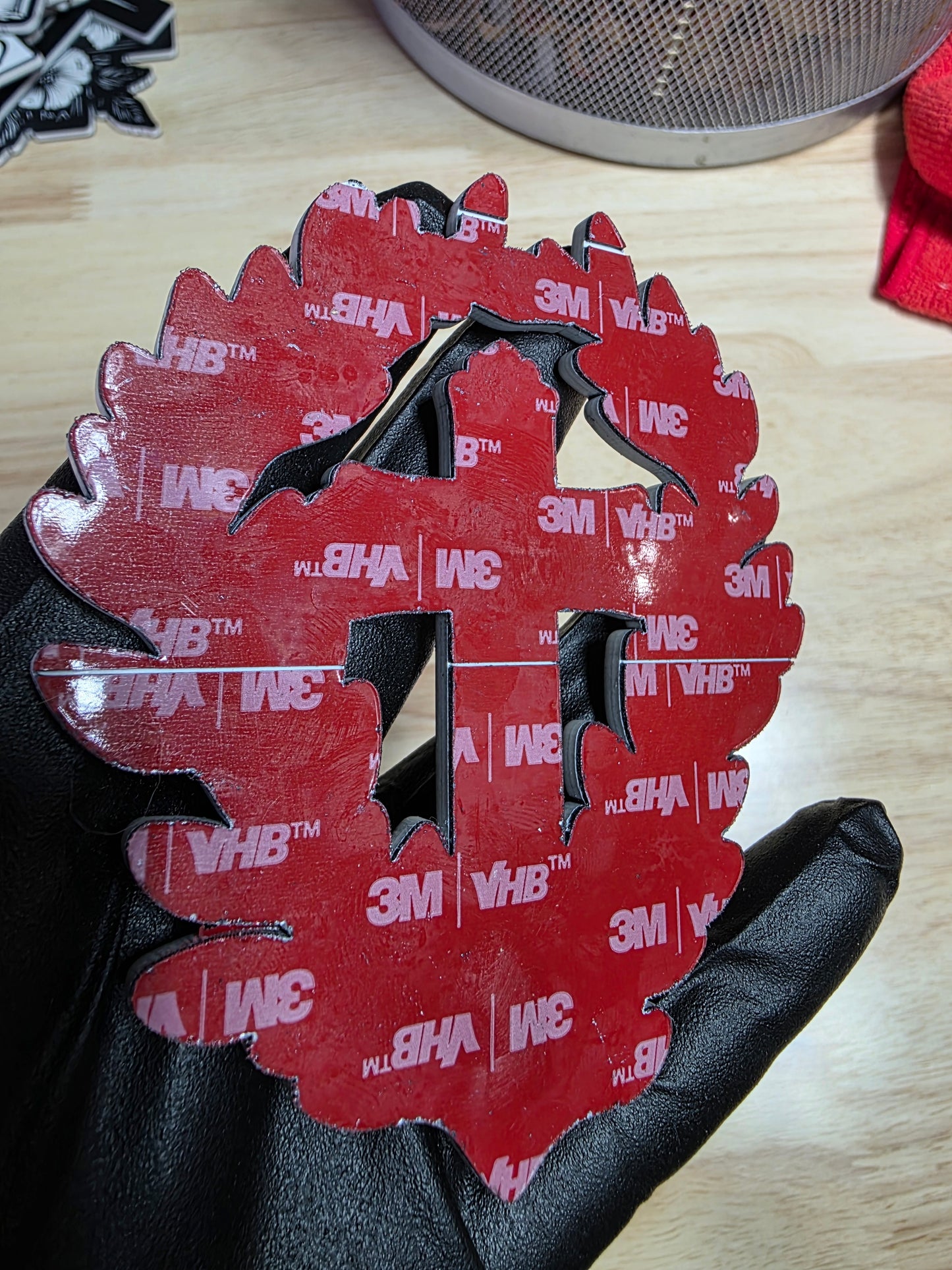 βοΈ 4" Cross w/ Wreath Emblem β Black & White | 3M VHB Backed