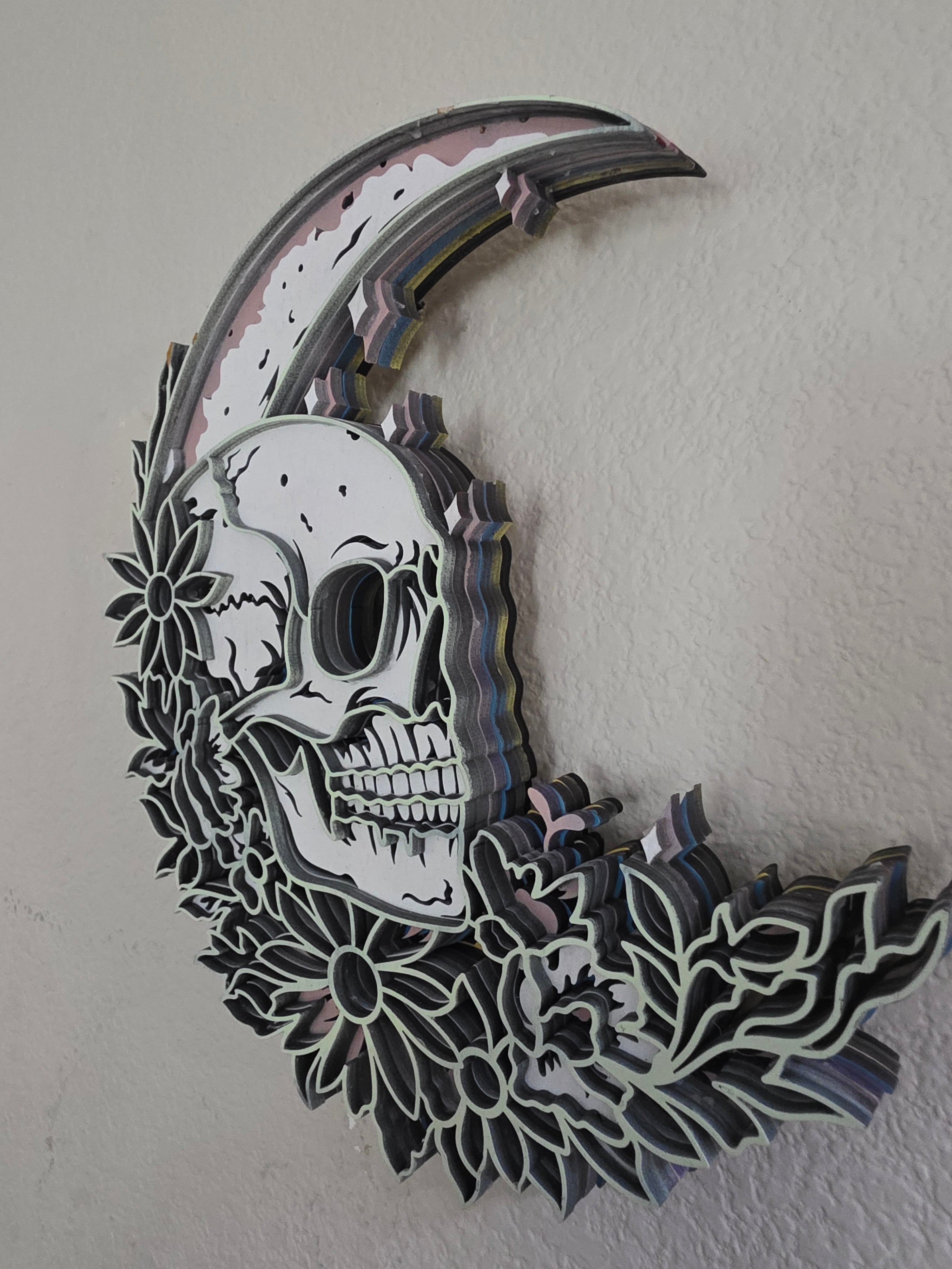 Crescent Moon Skull Layered Wood Wall Art – Gothic Floral Décor