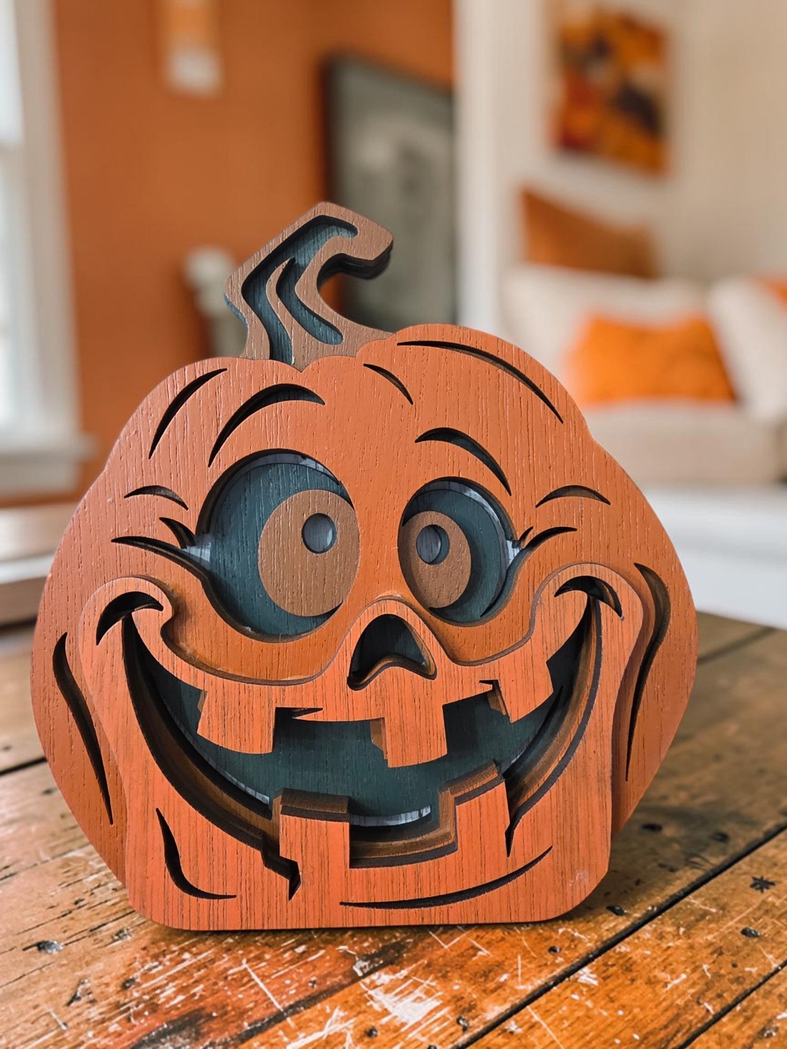 Set of 5 Wooden Jack-O'-Lantern Pumpkins – Hand-Painted & Layered Halloween Decor