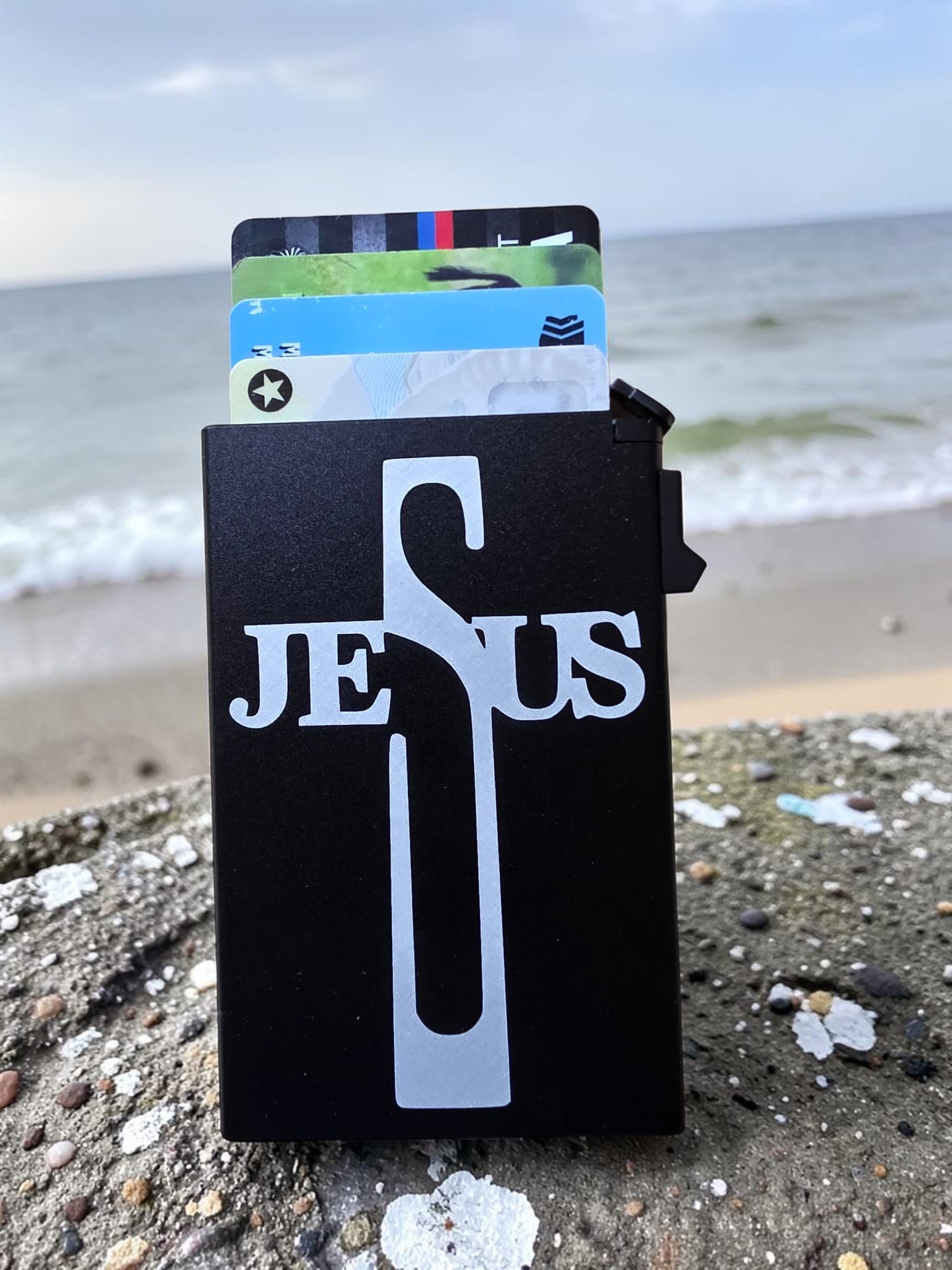 Jesus Cross Engraved Powder Coated Aluminum Metal Wallet – Double-Sided 5 Card Holder