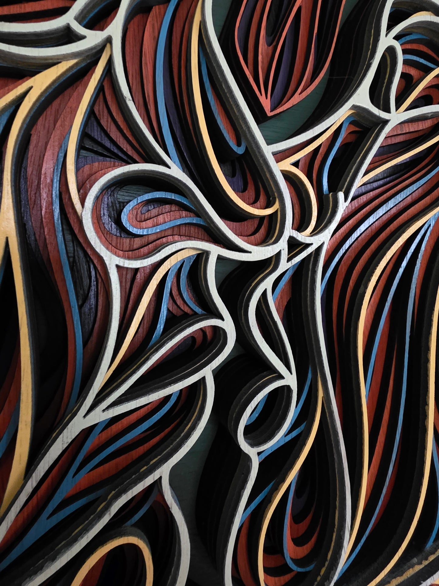 Abstract Lovers Kissing Layered Wood Wall Art – 15.1" × 15.1"